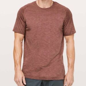 Lululemon Men's Metal Vent Tech Short Sleeve In Smoky Red/Red Dust